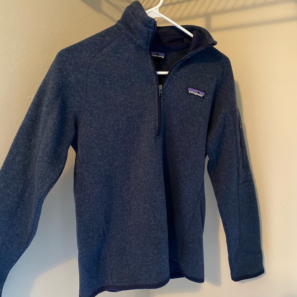 Patagonia quarter zip pullover